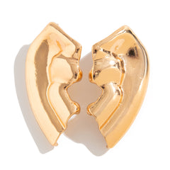 Abstract face silhouette stud earrings with curved edges - Nilga