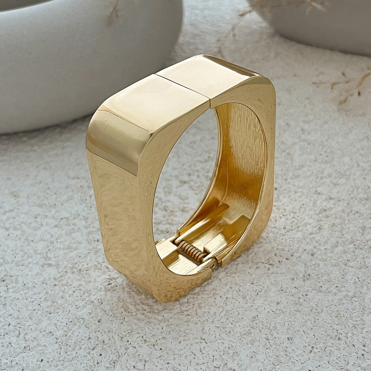 wide sculpted cuff bracelet in high-shine gold – ARDON