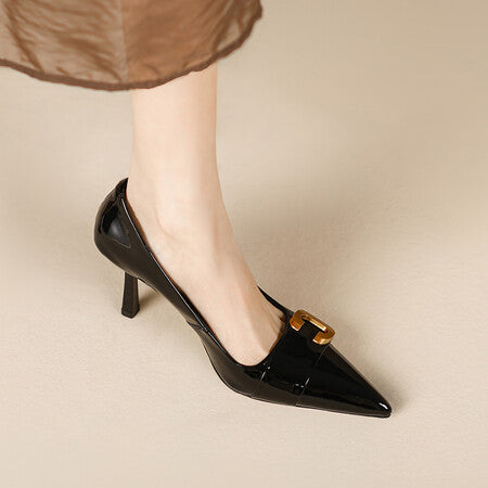Pointed-toe patent pump with gold buckle - Lomans
