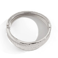 hammered gold bangle bracelet with tapered edges – VIERA