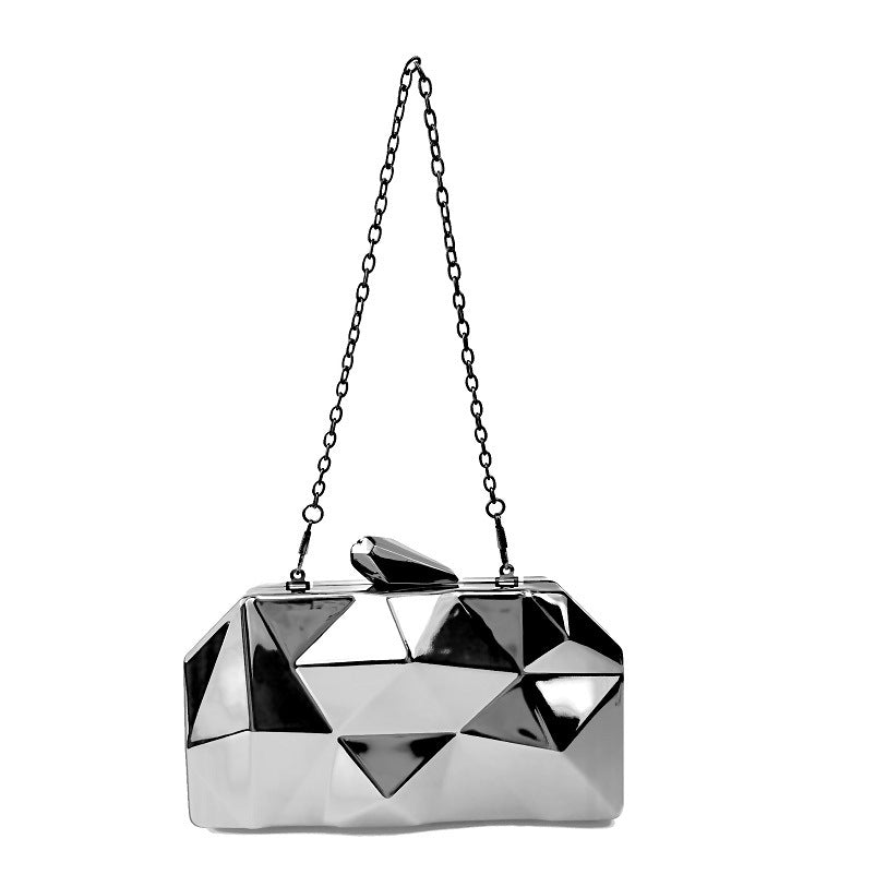 Geometric clutch bag with metallic finish - Arsubi