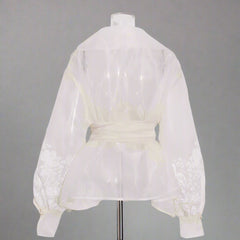 White blouse with floral design - Celtam