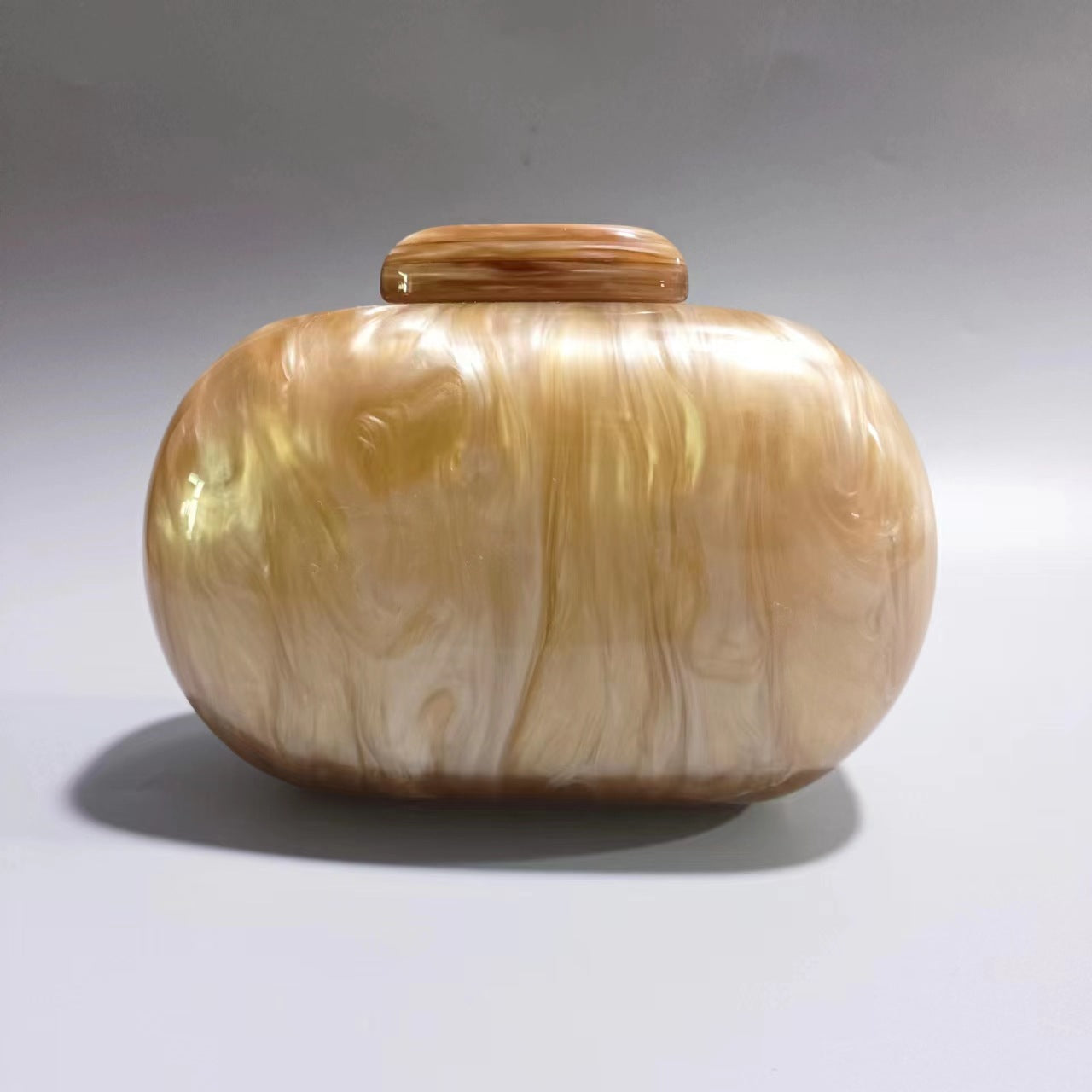 Marbled acrylic clutch with metal ring handle - Sundi