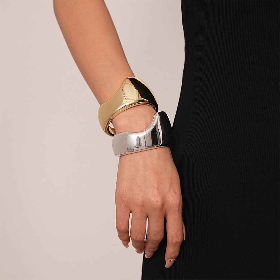 Irregular Geometric Open Bangle with Shiny Metallic Design - VONEL