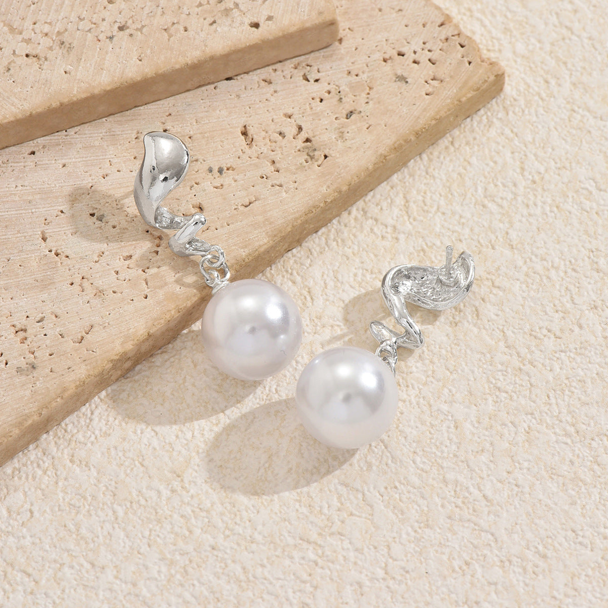 silver wave stud earrings with large pearl drops – MAELLA