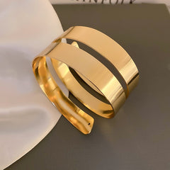 open-cut cuff bracelet in mirror gold bands – VIRELLE