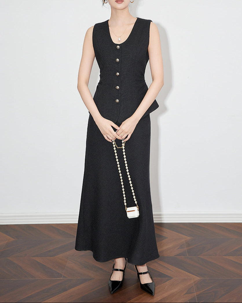 sleeveless textured peplum suit with A-line skirt - CLAIREV