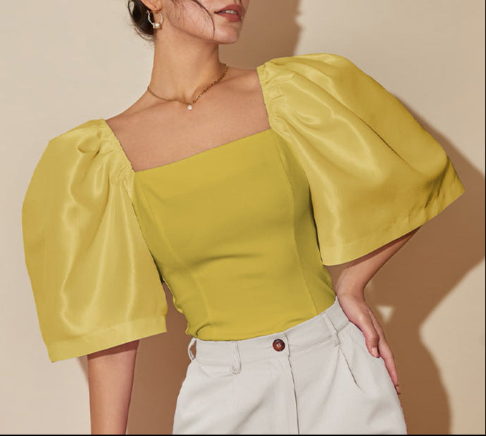 Square-neck corset blouse with puffed elbow sleeves - Sewry
