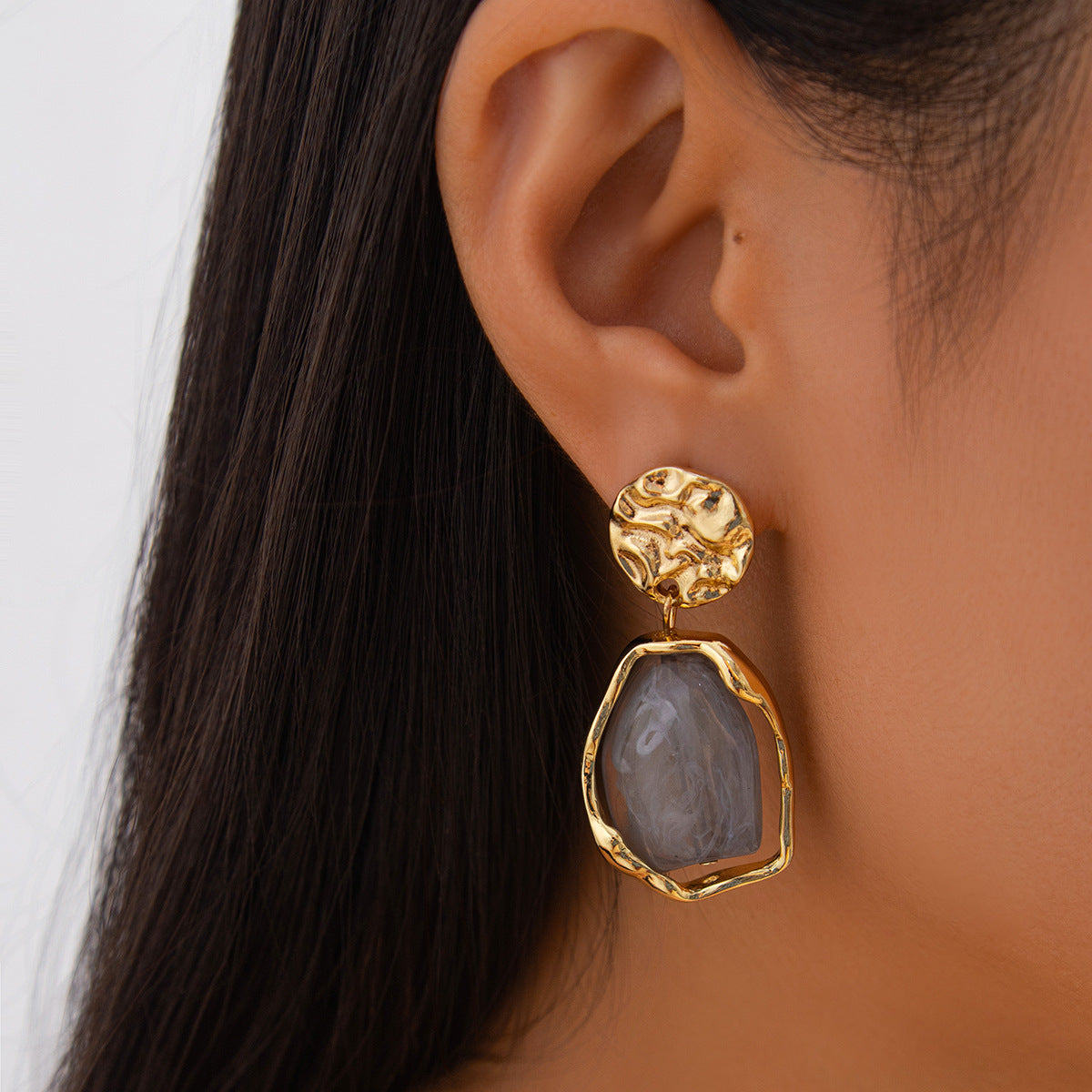 rectangular drop earrings with molten gold and pearl enamel – LUNEA