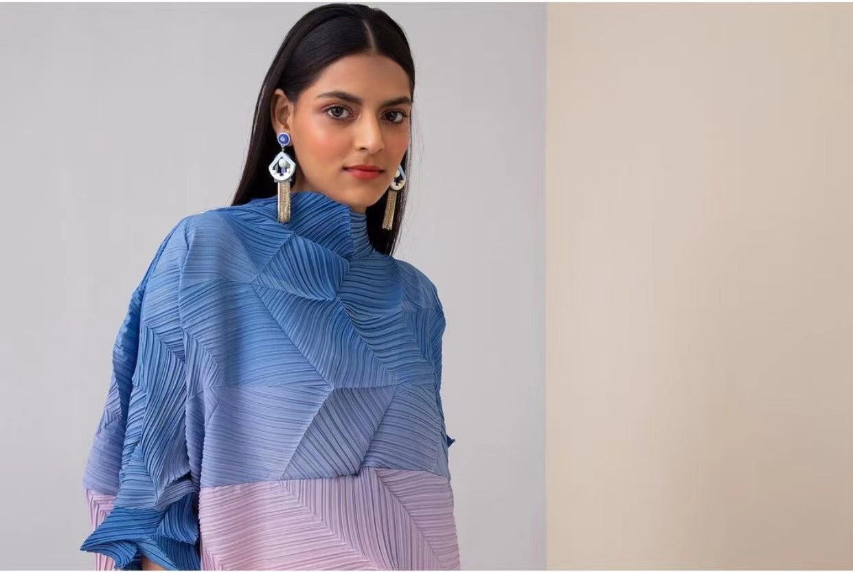 gradient pleated midi dress with 3D texture – Calvina