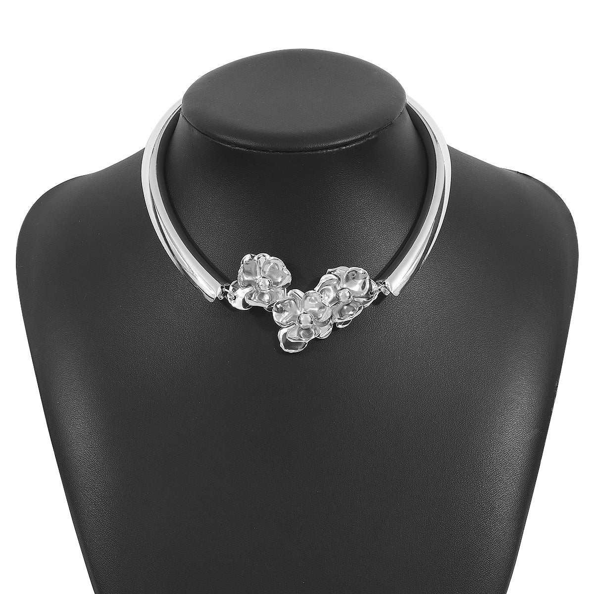 floral sculpted choker necklace – AURELIA