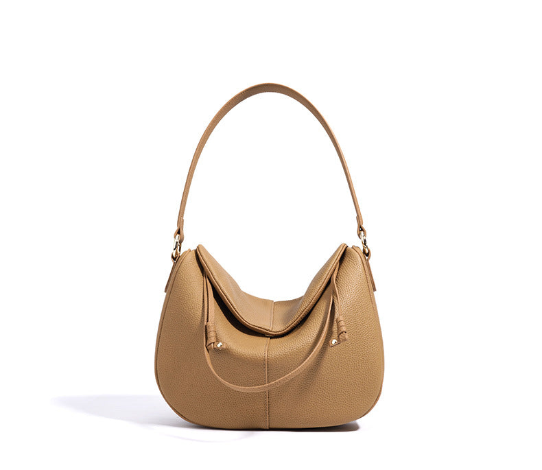 curved hobo bag with relaxed flap – LILAS