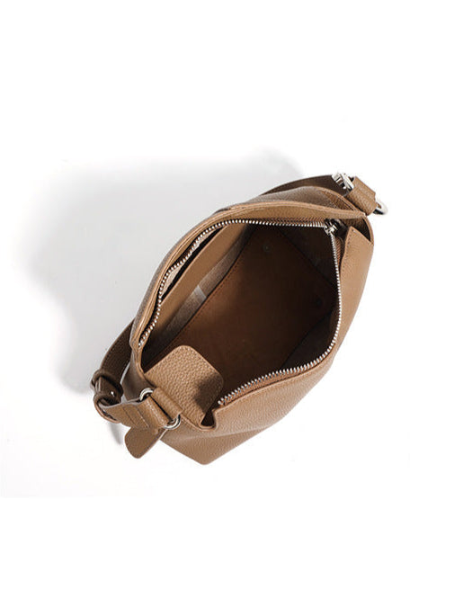 slouchy crescent shoulder bag in grained leather - NARPA