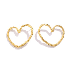 textured heart hoop earrings in matte gold – AMORA