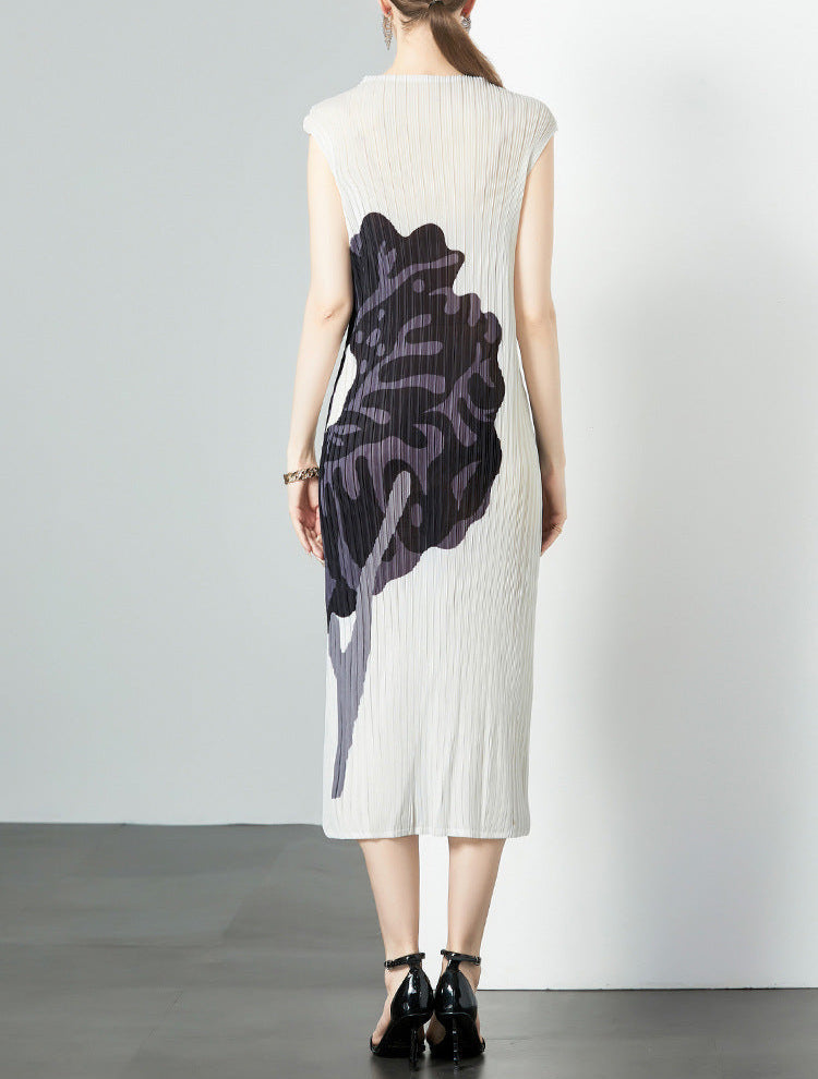 Sleeveless pleated midi dress with abstract floral print – ROSKA