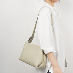 structured shoulder bag with vertical stitching - ORAS