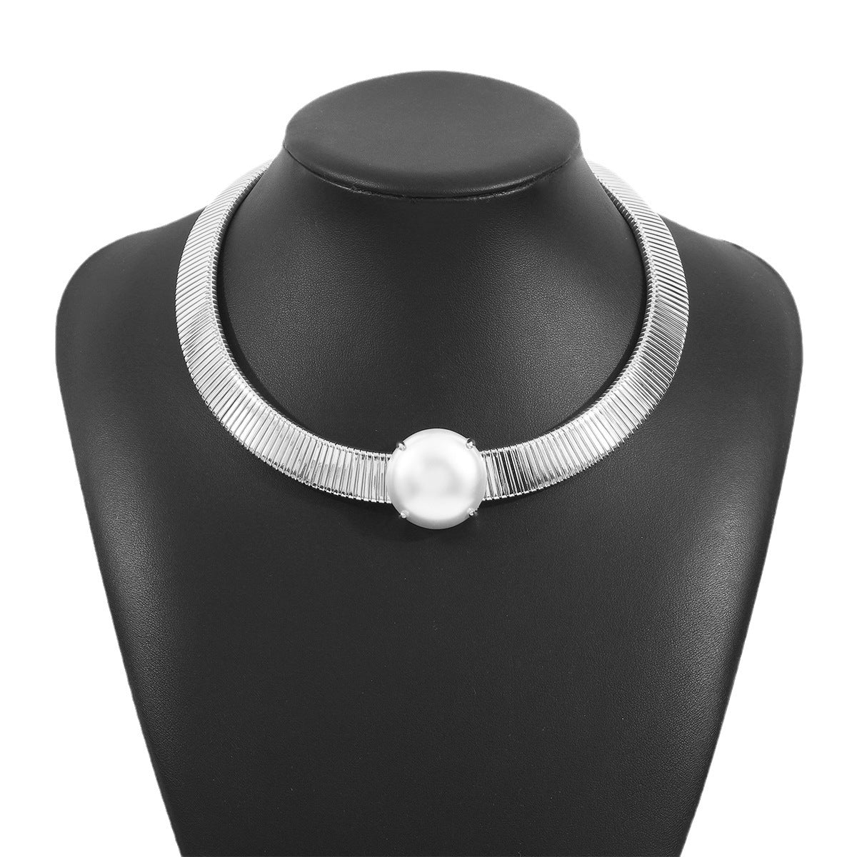 structured choker necklace with oversized pearl center - DORAZ