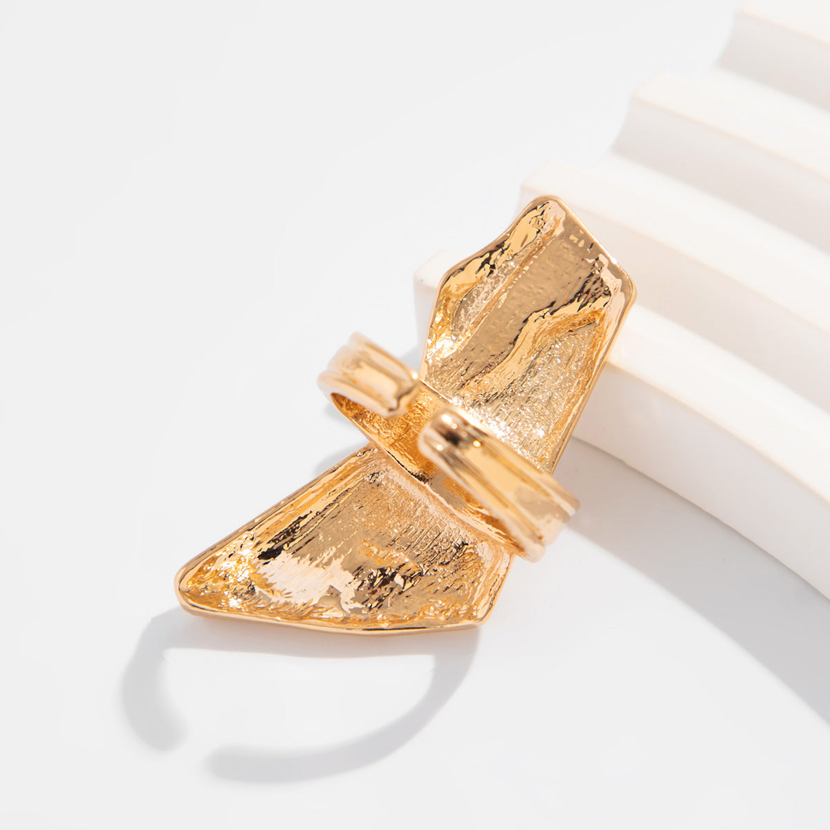 Sculptural fold ring with adjustable band - Otrewa