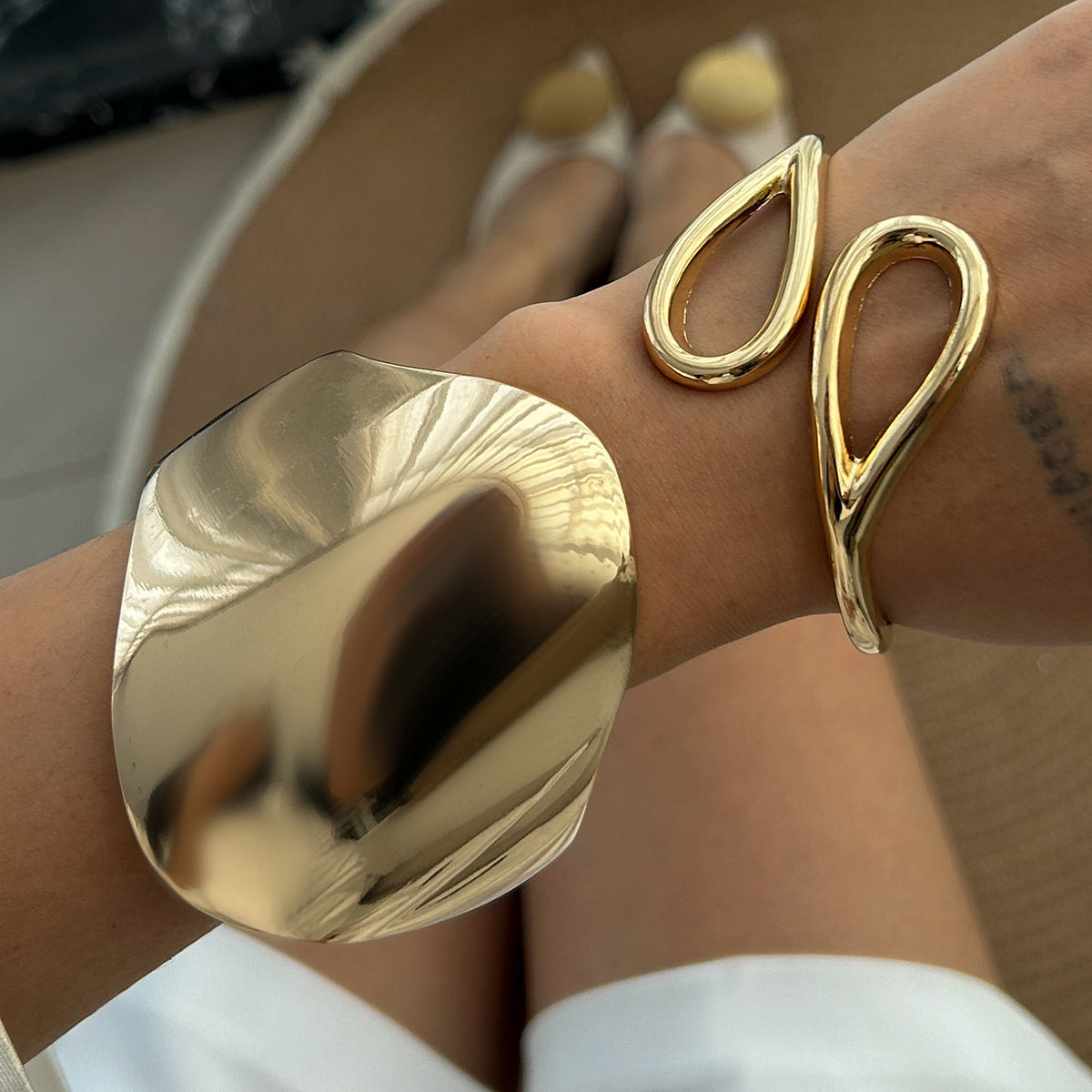 Soft Irregular Metal Spring Bracelet - JILM
