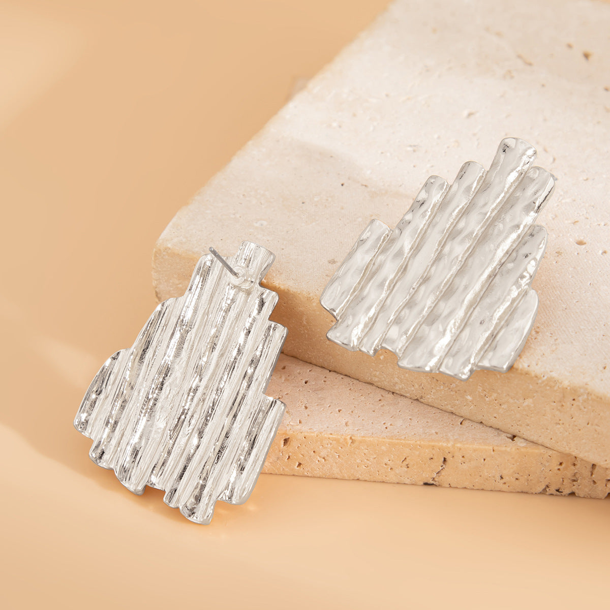 hammered bar cluster earrings – SYRA