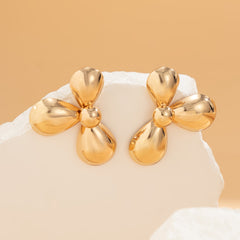 teardrop cluster earrings in polished gold – LUMINA