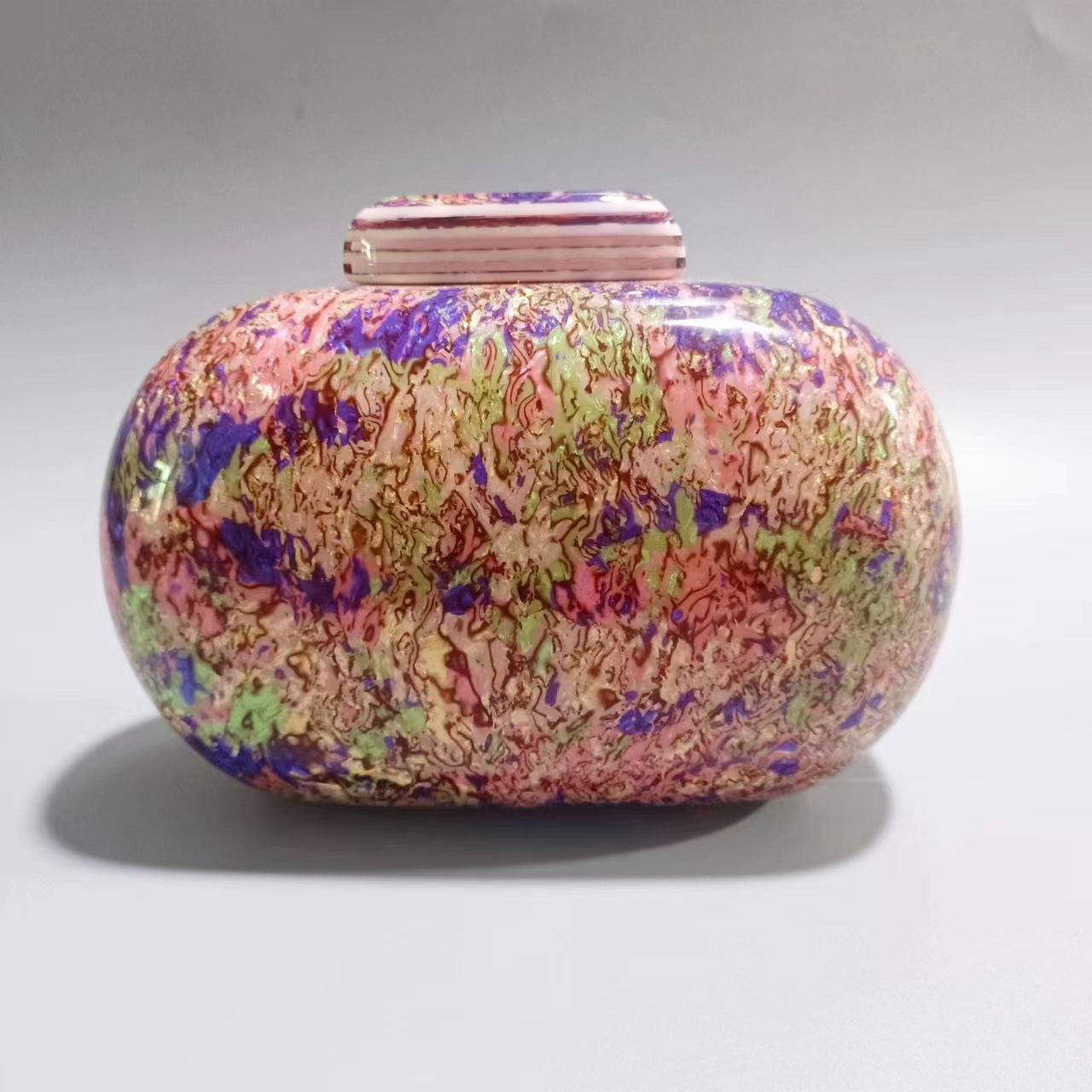 Marbled acrylic clutch with metal ring handle - Sundi
