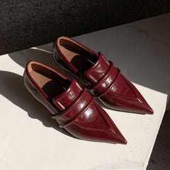patent pointed loafers with double strap detail – VITTORIA