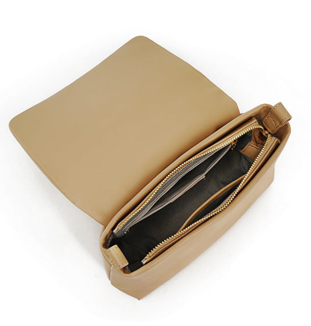 soft pleated shoulder bag with mixed metal chain strap – AMATRA