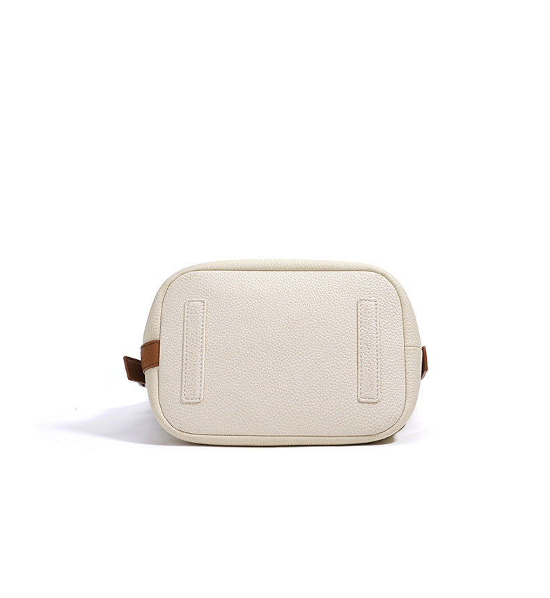 Soft Leather Shoulder Bag with Contrast Trim – SIENA
