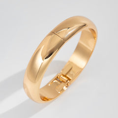 minimalist gold cuff bracelet with rounded finish – NORES