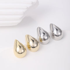 Teardrop stud earrings with high-shine finish - Nival