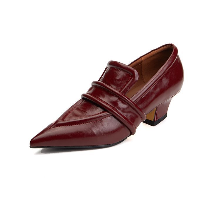 patent pointed loafers with double strap detail – VITTORIA