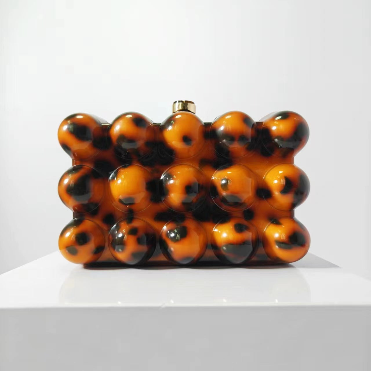 Sculpted square clutch bag with bubble accents - Ejiru