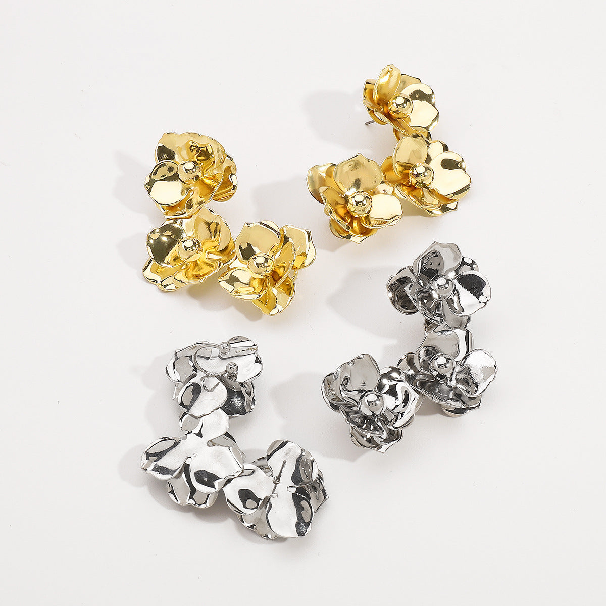sculpted floral ear cuff in polished silver – ORCHIDÉE