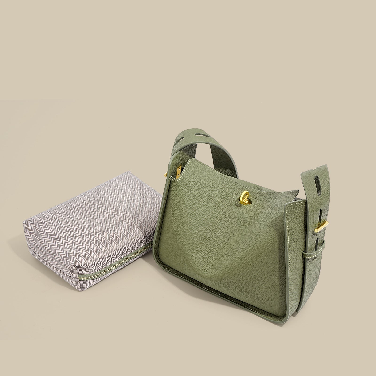 pebble leather shoulder bag with curved top - AURGA