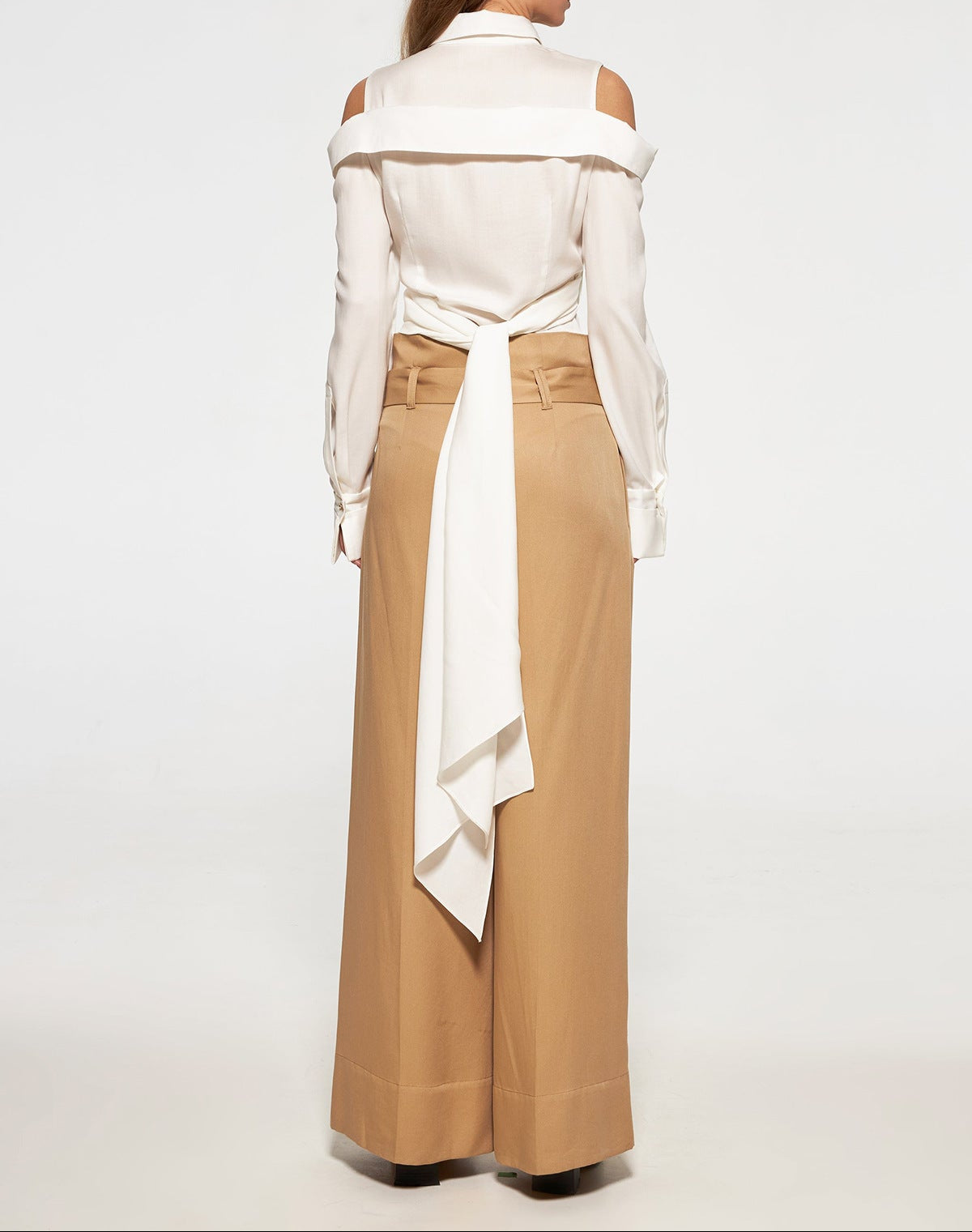 Off-Shoulder Buttoned Shirt with Waist Tie - Burti