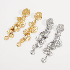 Textured cascading coin drop earring with molten finish – Ardinu