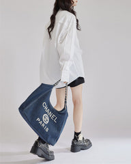 Relaxed fit shirt with floral embroidery - Elkura