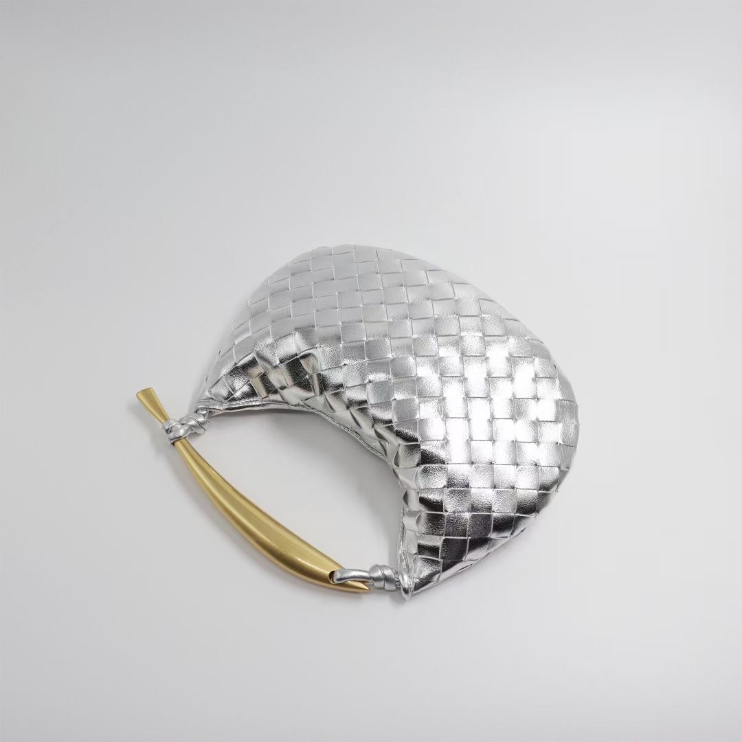 woven crescent shoulder bag with gold sculpted handle - KLLUONEL
