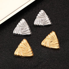 Textured triangle stud earrings with metallic finish - Ardim