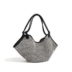 woven crescent tote bag with contrast trim – MARA