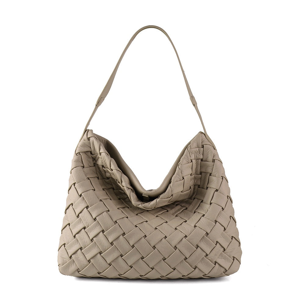 metallic woven hobo bag in gold leather – AUREZ