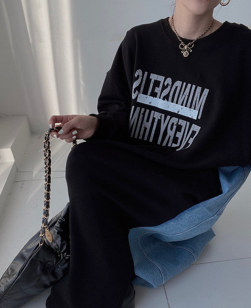 oversized sweatshirt dress with text print – Faeiqa