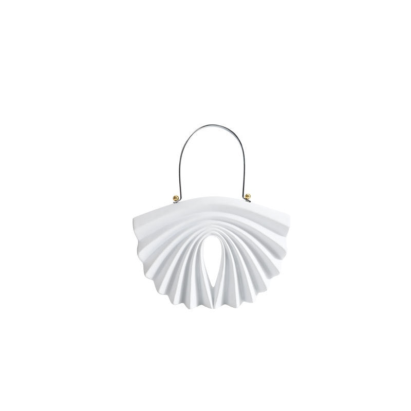 culpted accordion shell bag with metal top handle – LUCIDA