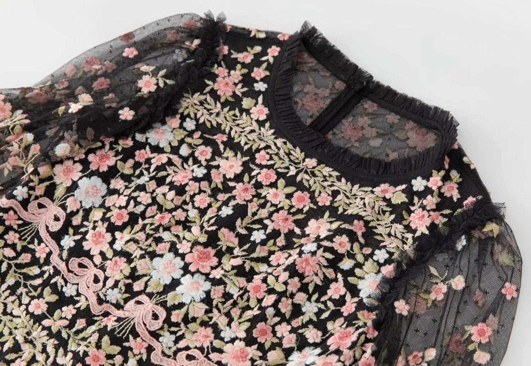 sheer embroidered tulle gown with floral motifs – Fikwesd