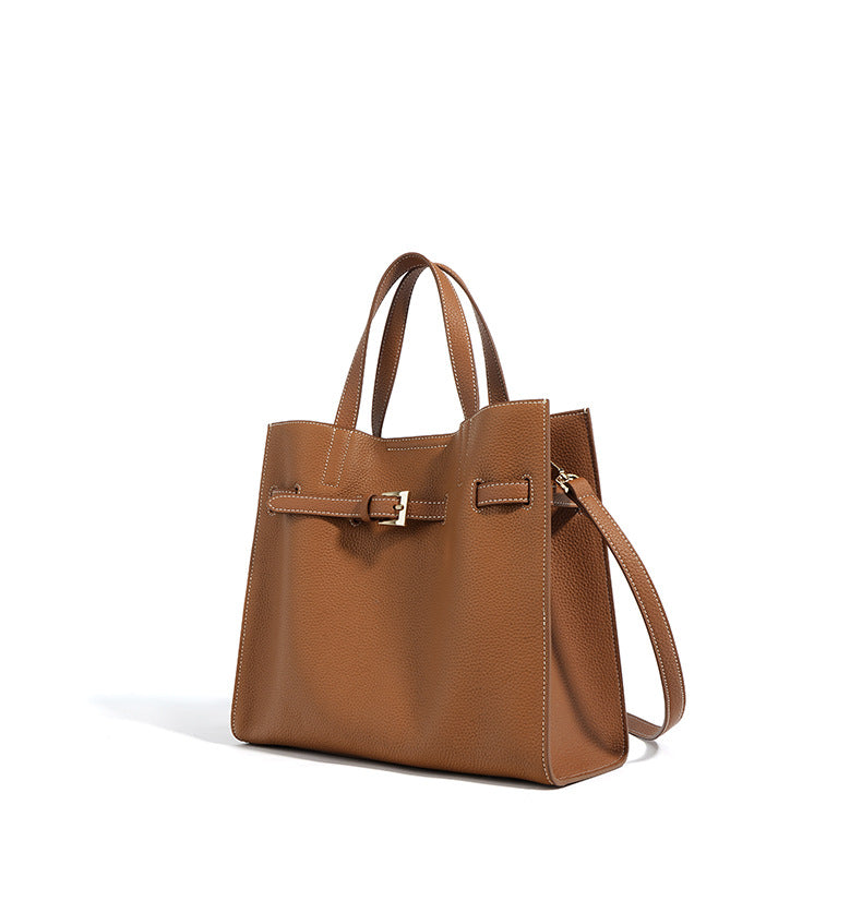 structured tote bag with buckle strap detail – SAVANNA