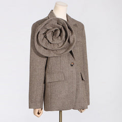 Houndstooth blazer with oversized floral detail - Viktu