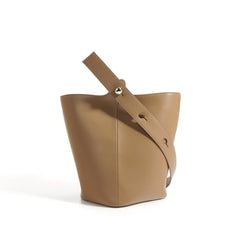 structured bucket bag with wide strap detail – MAIZA