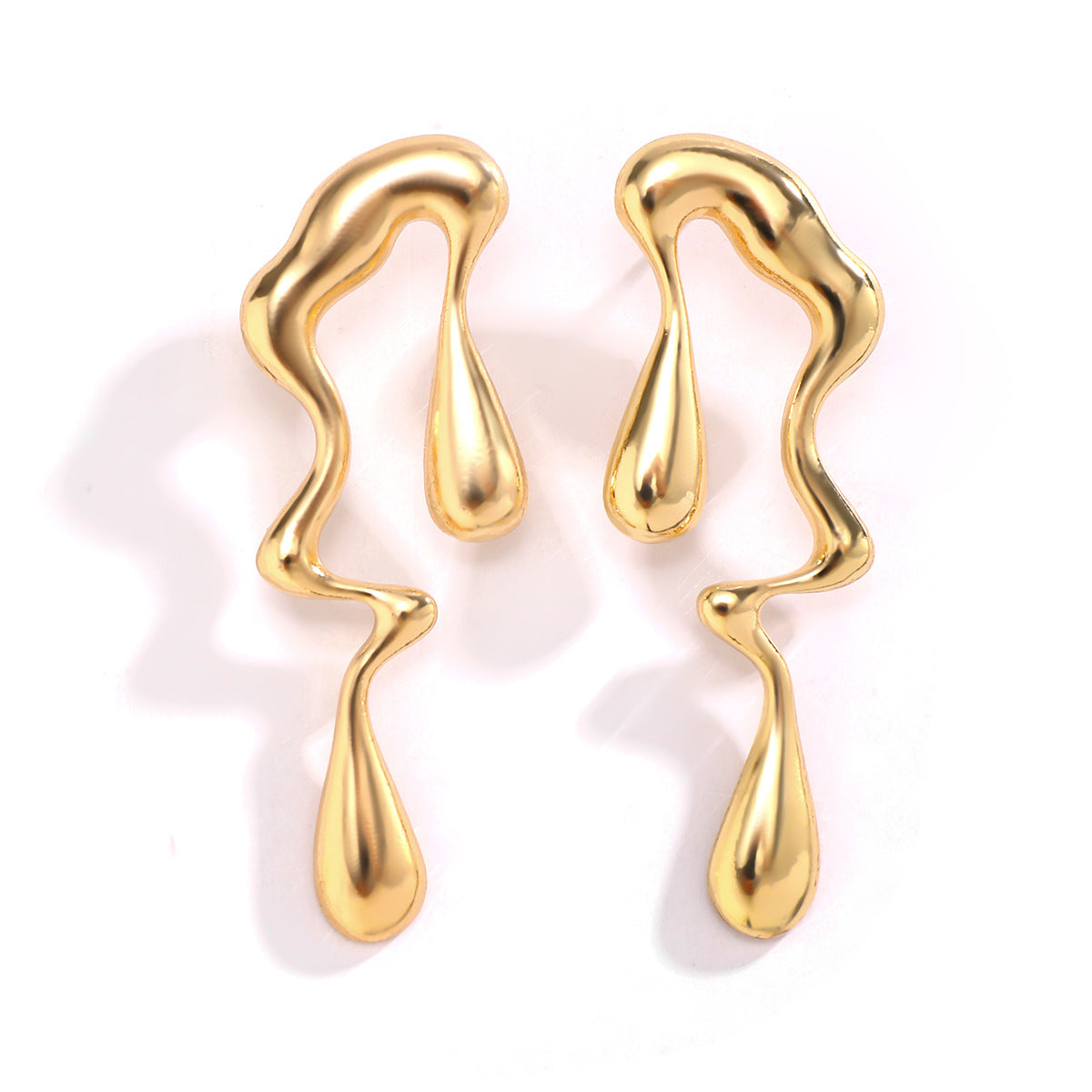 Asymmetric melted metal drop earrings - Nandi