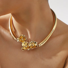 floral sculpted choker necklace – AURELIA